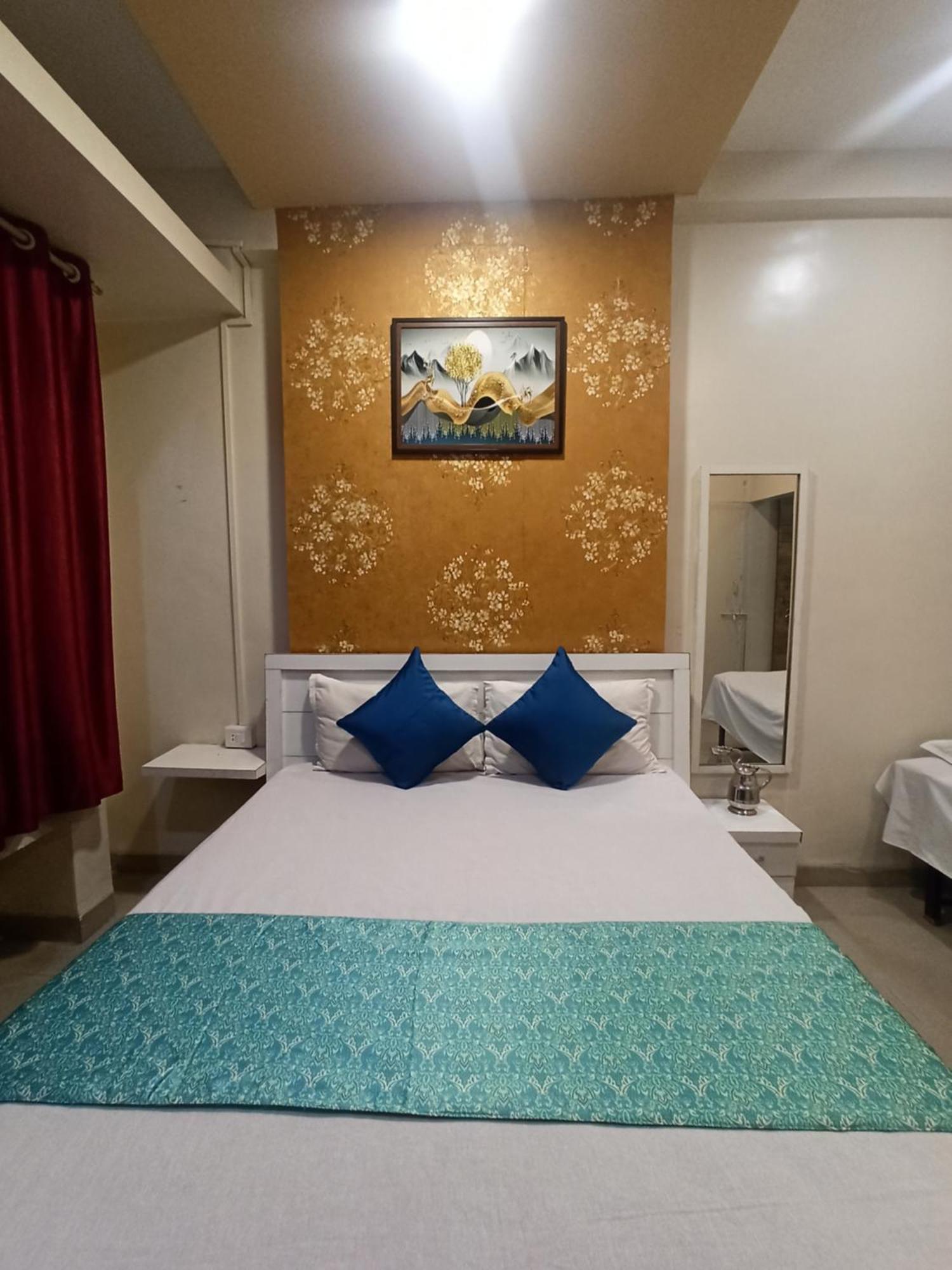 Malwade Motel Pune Eksteriør billede