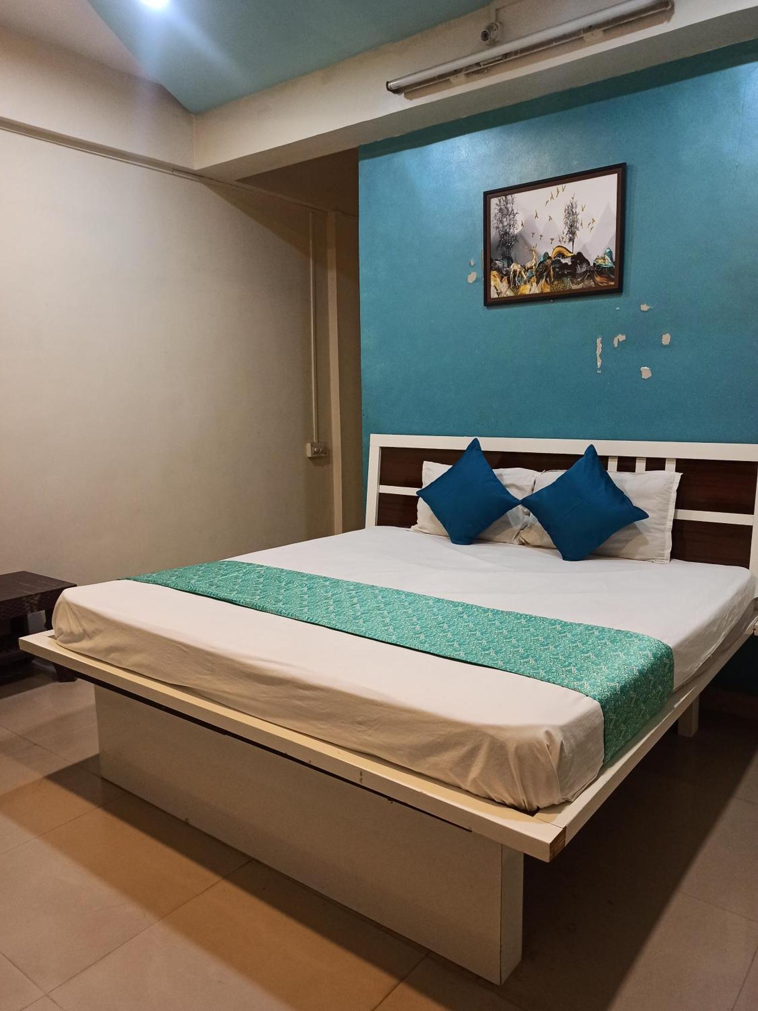 Malwade Motel Pune Eksteriør billede